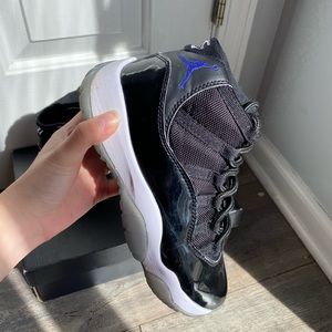 Jordan 11 “Space jam” 6.5